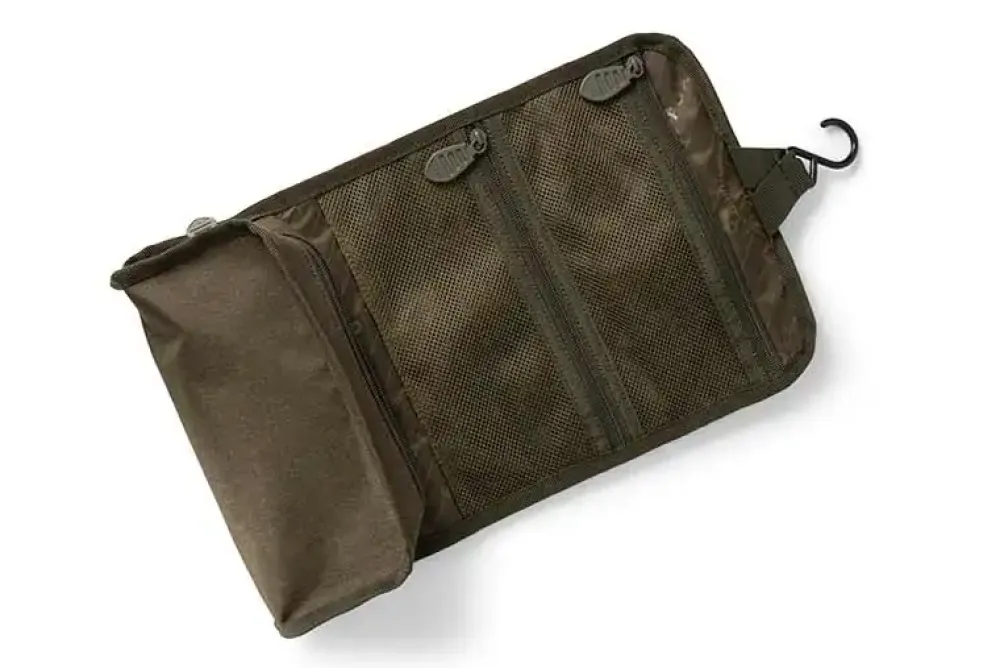Discount Voyager Roll Wash Bag Camping & Outdoor